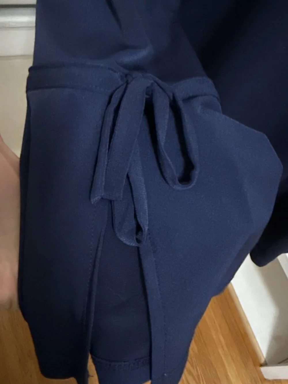 Michael Kors Women's Blouse with Gold Rings and Logo Bell Sleeves XL Navy blue